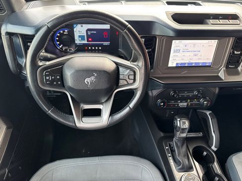 Used 2021 Ford Bronco Outer Banks image 18