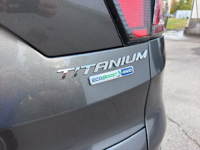 Used 2017 Ford Escape Titanium AWD/4WD image 10