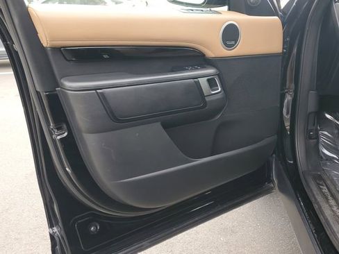 Used 2023 Land Rover Discovery HSE R-Dynamic image 17