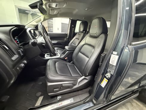 Used 2019 Chevrolet Colorado ZR2 w/ ZR2 Dusk Special Edition AWD/4WD image 12