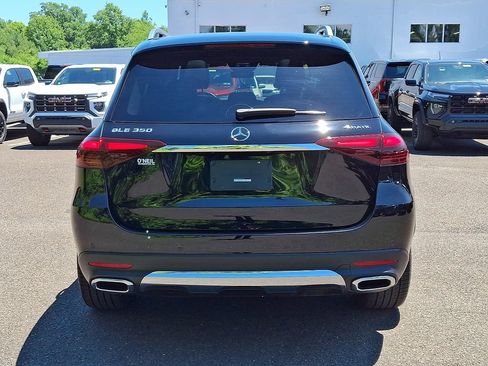 Used 2025 Mercedes-Benz GLE 350 4MATIC w/ Driver Assistance Package image 5