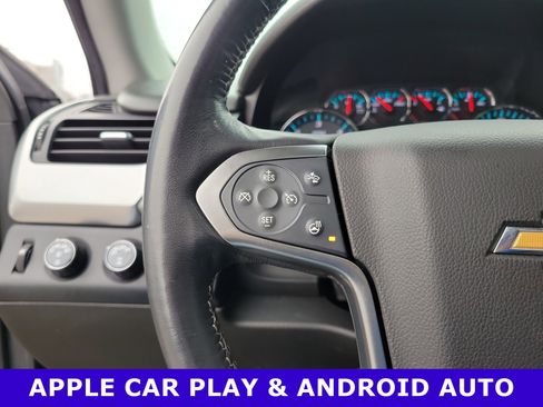 Used 2019 Chevrolet Suburban LT image 22