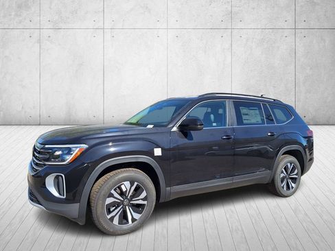 New 2026 Volkswagen Atlas SE image 1