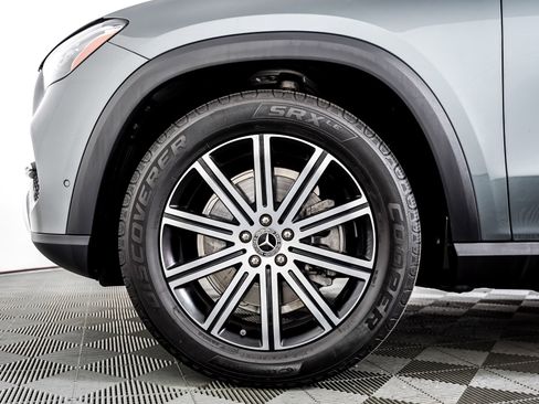 Certified 2025 Mercedes-Benz GLE 350 4MATIC image 4