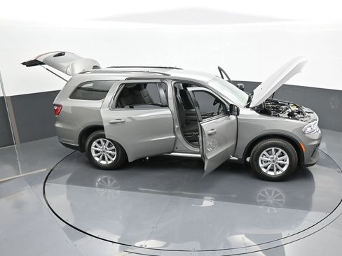 Used 2024 Dodge Durango SXT w/ 3rd Row Seating Group image 68