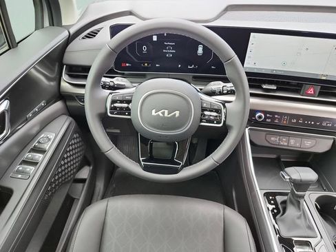 New 2026 Kia Carnival SX w/ SX Dark Edition Package FWD image 15