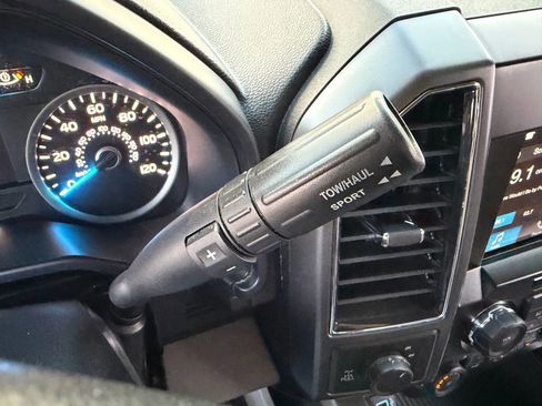 Used 2017 Ford F150 XLT w/ Equipment Group 302A Luxury image 19