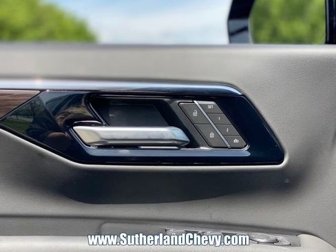 New 2026 Chevrolet Tahoe Z71 w/ Comfort Package AWD/4WD image 14