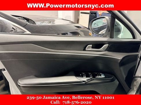 Used 2023 Kia K5 GT-Line image 28