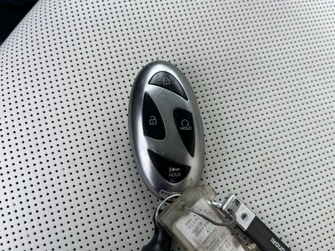 Used 2025 Hyundai Santa Fe SEL FWD image 21
