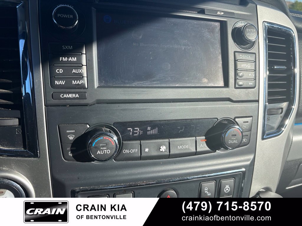 Used 2017 Nissan Titan PRO-4X w/ Pro-4x Convenience Package AWD/4WD image 19