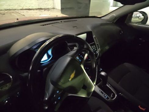 Used 2014 Chevrolet Cruze LT w/ Technology Package image 10