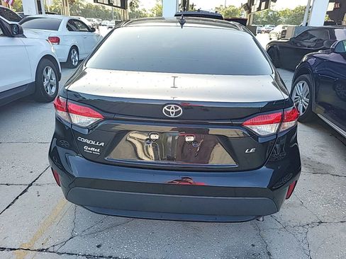 Used 2021 Toyota Corolla LE FWD image 4