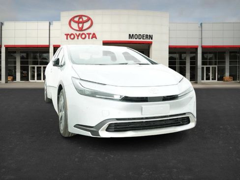 New 2026 Toyota Prius Plug-In Hybrid image 31