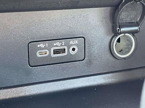 Used 2022 Nissan Sentra SV FWD image 29