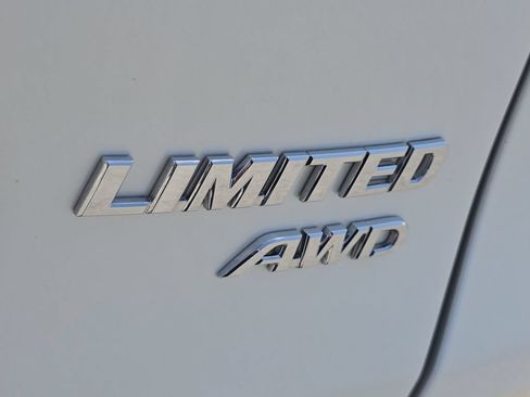 Used 2019 Toyota RAV4 Limited w/ Advanced Technology Package AWD/4WD image 35