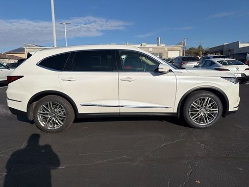 Certified 2023 Acura MDX SH-AWD w/ Advance Package image 6