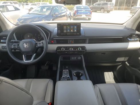 Used 2024 Honda Pilot EX-L image 9