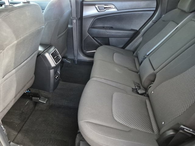 Used 2026 Kia Sportage LX FWD image 18