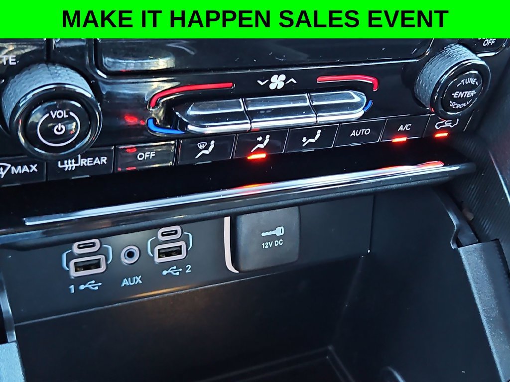 Used 2025 Jeep Grand Cherokee Laredo X RWD image 18