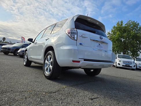 Used 2012 Toyota RAV4 EV image 11