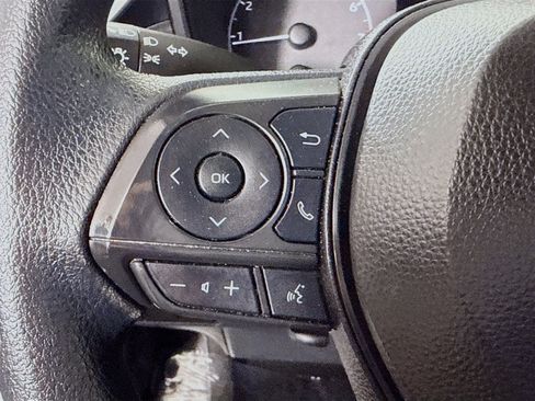 Used 2025 Toyota Corolla LE FWD image 14