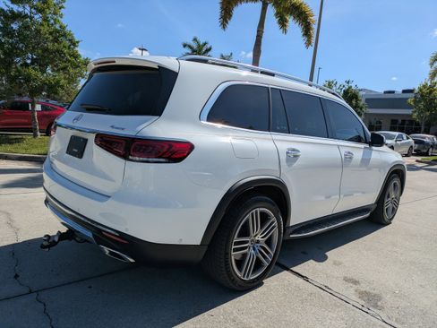 Used 2022 Mercedes-Benz GLS 450 4MATIC image 4