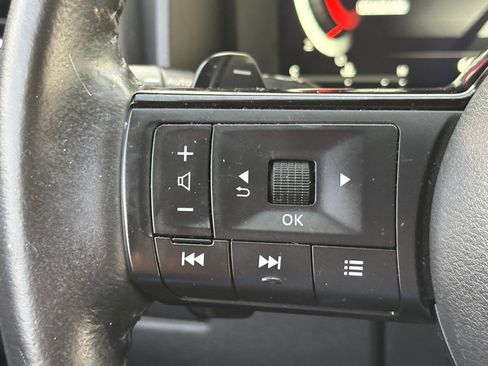 Certified 2021 Nissan Rogue Platinum image 18