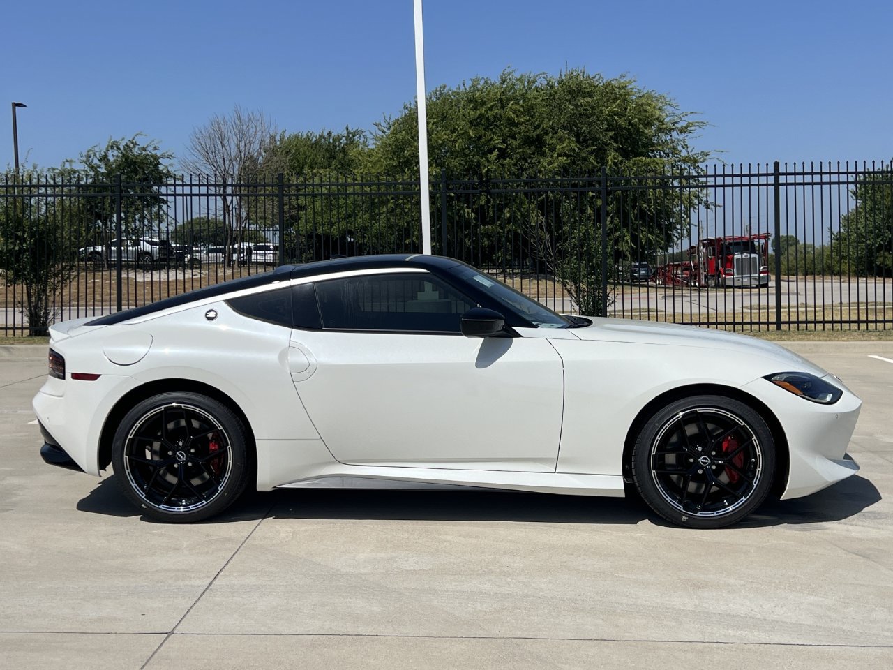 New 2027 Nissan Z Performance RWD image 3