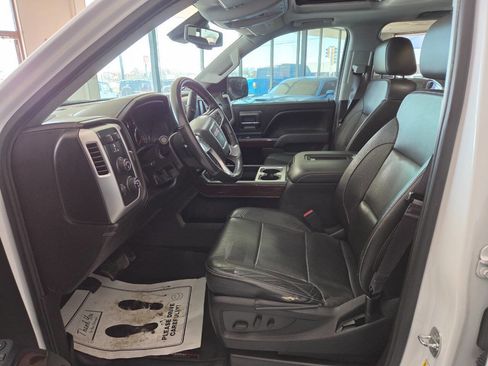 Used 2017 GMC Sierra 1500 SLT image 16