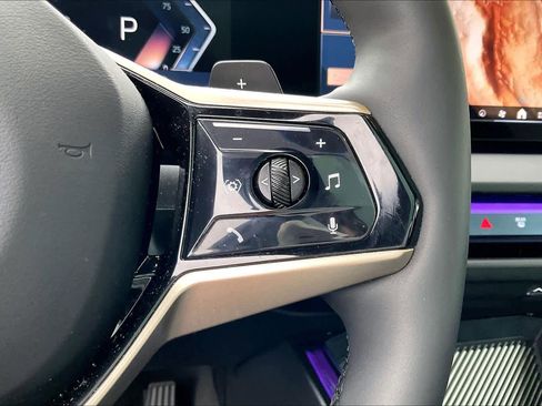 Used 2025 BMW X3 xDrive30i w/ Convenience Package image 20