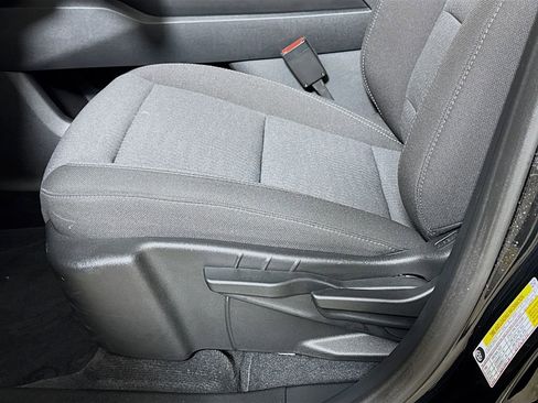 Certified 2026 Chevrolet Equinox LT AWD/4WD image 17