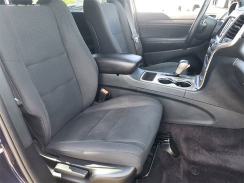 Used 2016 Jeep Grand Cherokee Laredo w/ Quick Order Package 23E image 22