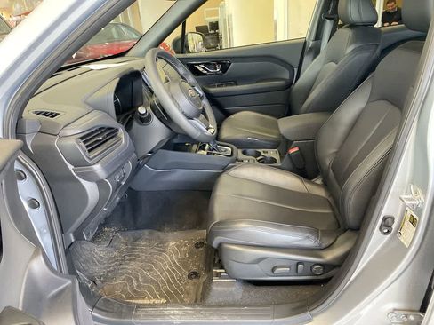 Used 2025 Subaru Forester Limited w/ Popular Package #2 AWD/4WD image 22