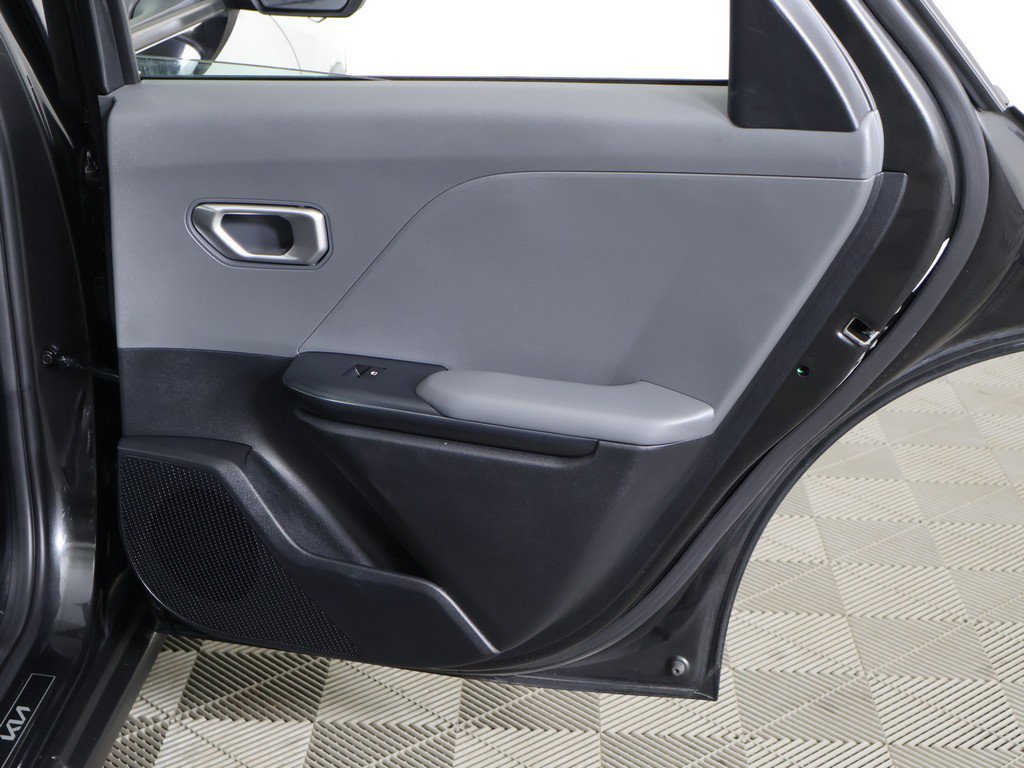 Certified 2025 Kia K4 FWD image 24