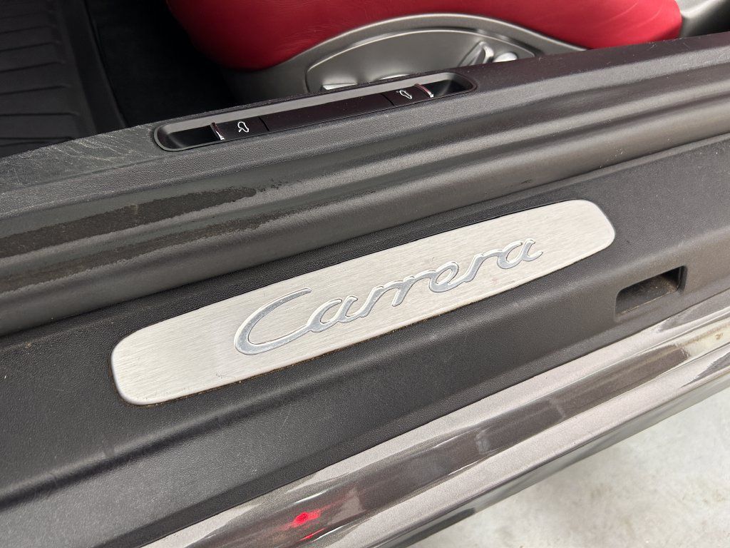 Certified 2019 Porsche 911 Carrera RWD image 15