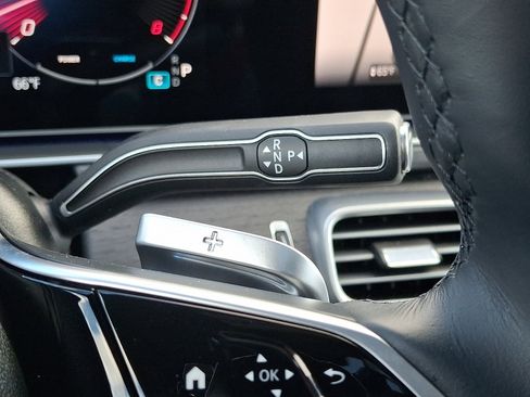 Certified 2025 Mercedes-Benz GLS 450 4MATIC image 16