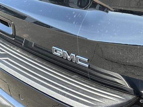 New 2026 GMC Yukon XL Denali Ultimate image 8