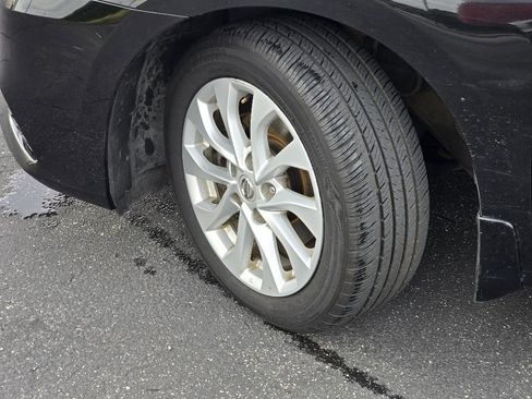 Used 2018 Nissan Sentra SV image 27