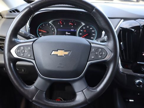Used 2020 Chevrolet Traverse LT FWD image 6