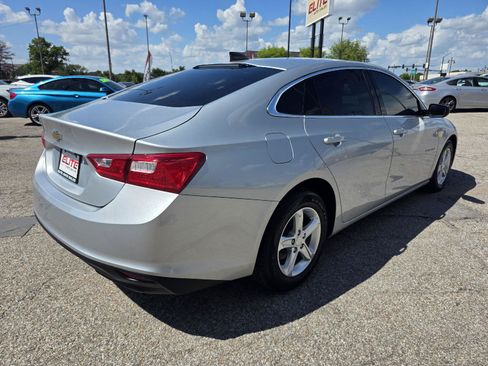 Used 2019 Chevrolet Malibu LS FWD image 5