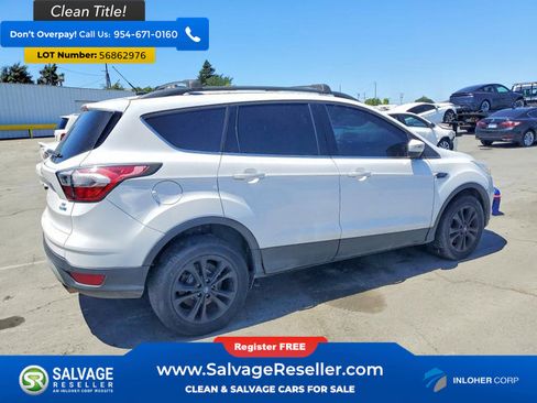 Used 2017 Ford Escape SE w/ Equipment Group 201A AWD/4WD image 4