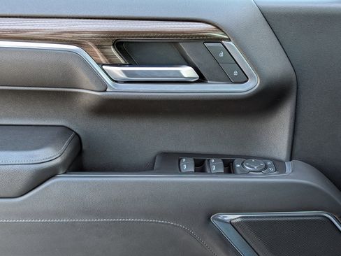 Used 2022 Chevrolet Silverado 1500 RST w/ Redline Edition image 15