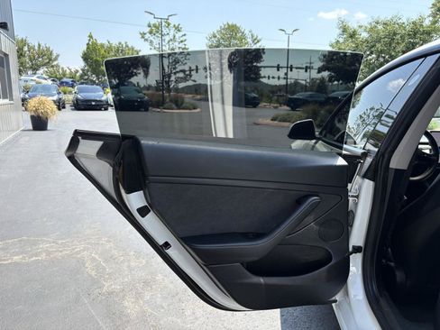 Used 2021 Tesla Model 3 Long Range AWD/4WD image 13
