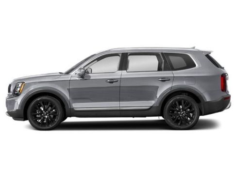 Used 2022 Kia Telluride SX w/ Nightfall Edition Package image 2