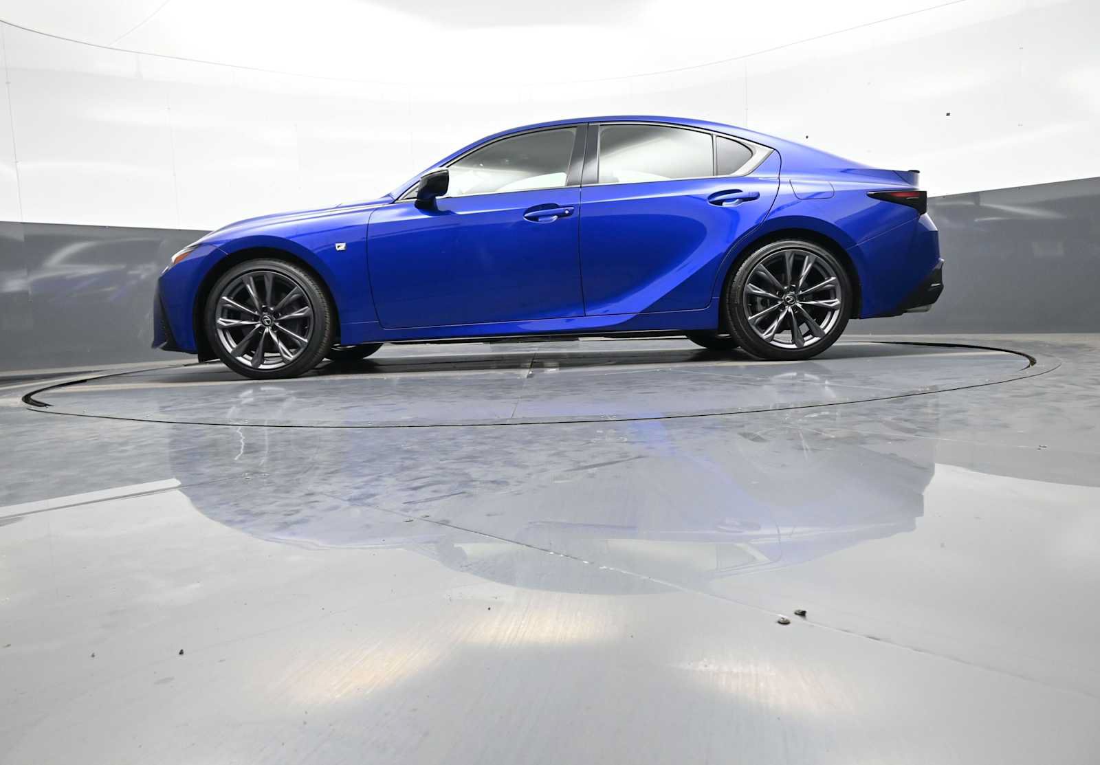 Used 2025 Lexus IS 350 F Sport w/ Navigation Package AWD/4WD image 36