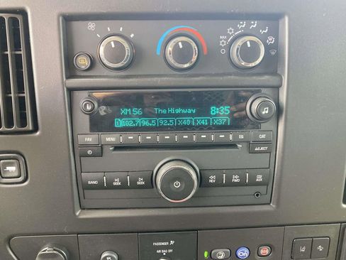 Used 2021 Chevrolet Express 2500 Work Van w/ Driver Convenience Package image 22