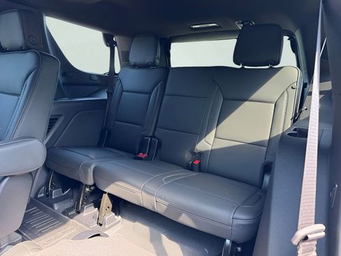 New 2026 GMC Yukon Denali AWD/4WD image 13