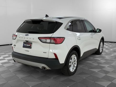 Used 2022 Ford Escape SE w/ Convenience Package FWD image 5
