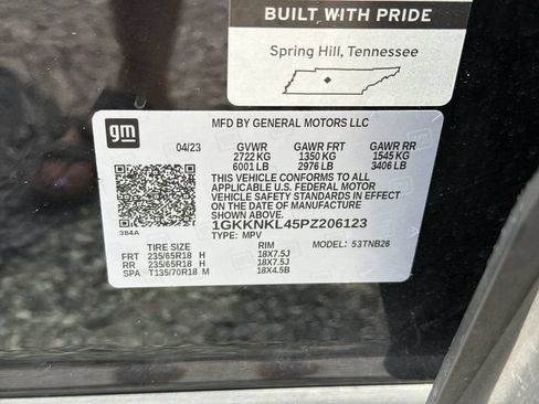 Used 2023 GMC Acadia SLE FWD image 33